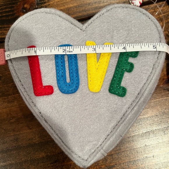 Hanna Anderson Heart-Shaped Kids Coin Purse - Gray, LOVE, NWT, multicolored - Picture 7 of 8
